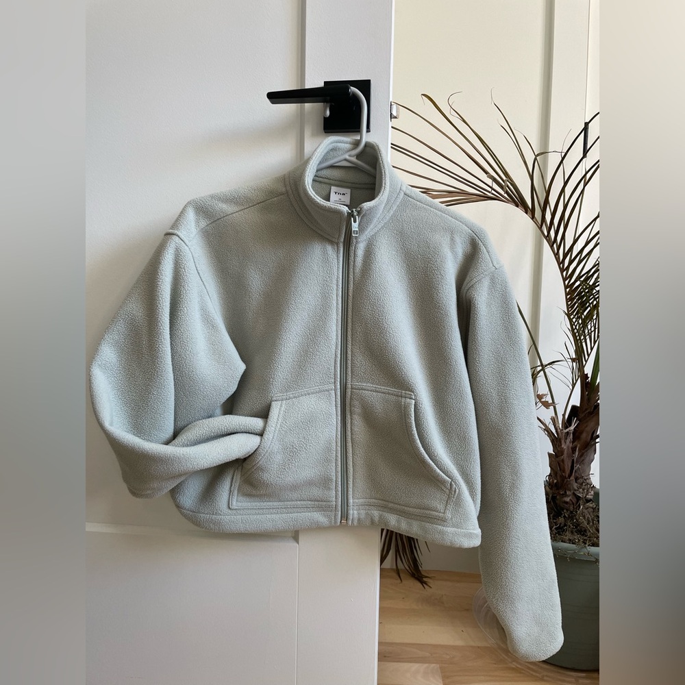 TNA Aritzia - Micro fleece zip-up (cropped) - XS minty green